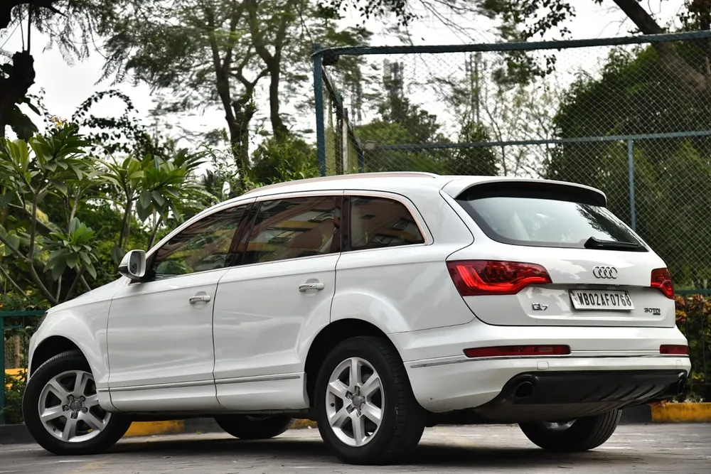 Audi Q7 at Exciting Cars