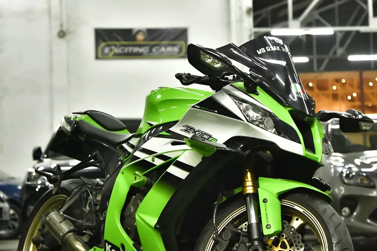 Kawasaki Ninja ZX-10R — photo 1