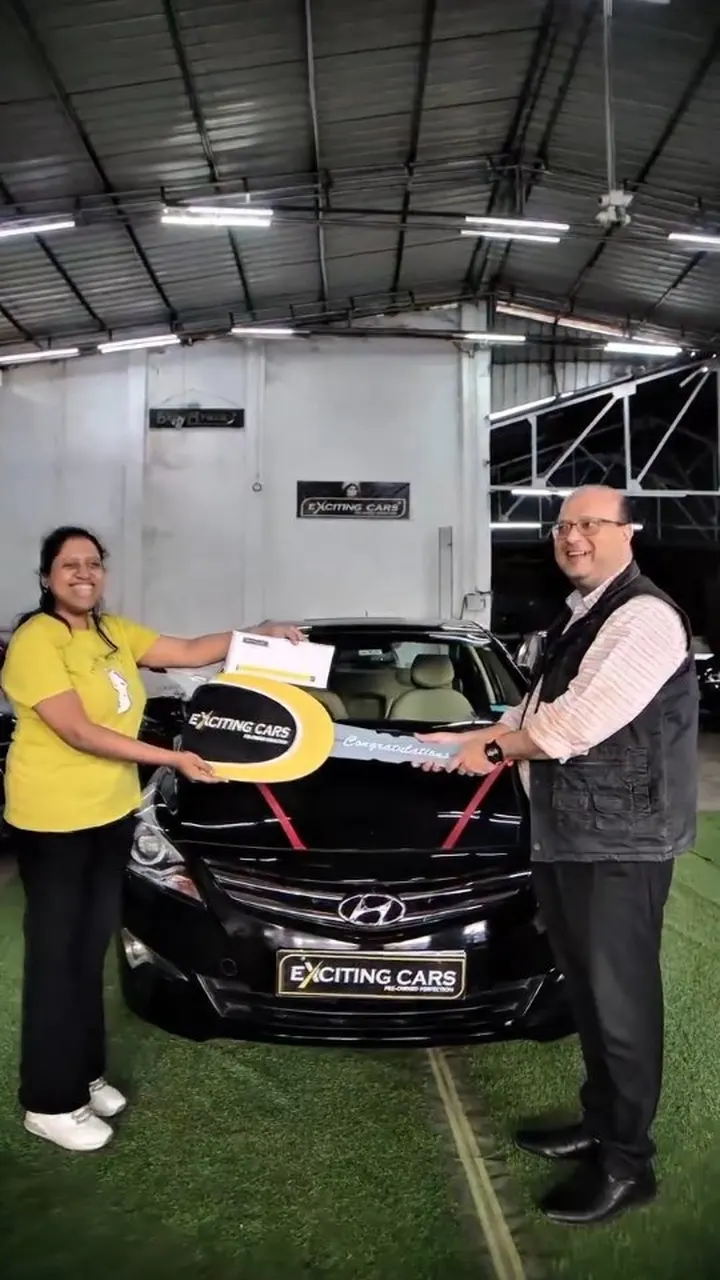 Hyundai Verna 2015 — customer handover